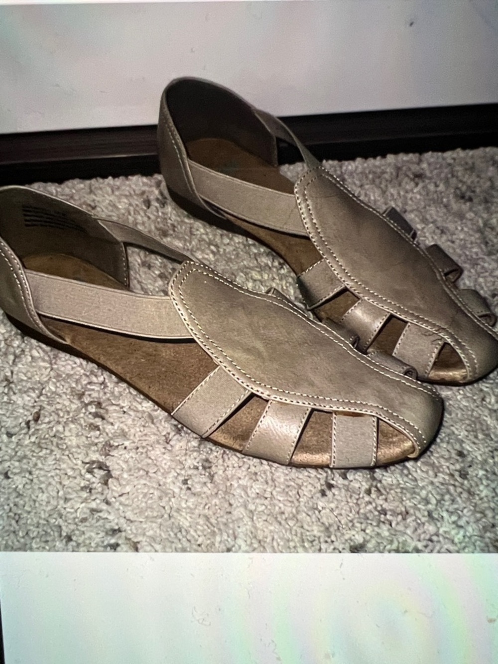 Yuu Celerity Cage Sandals Size 10